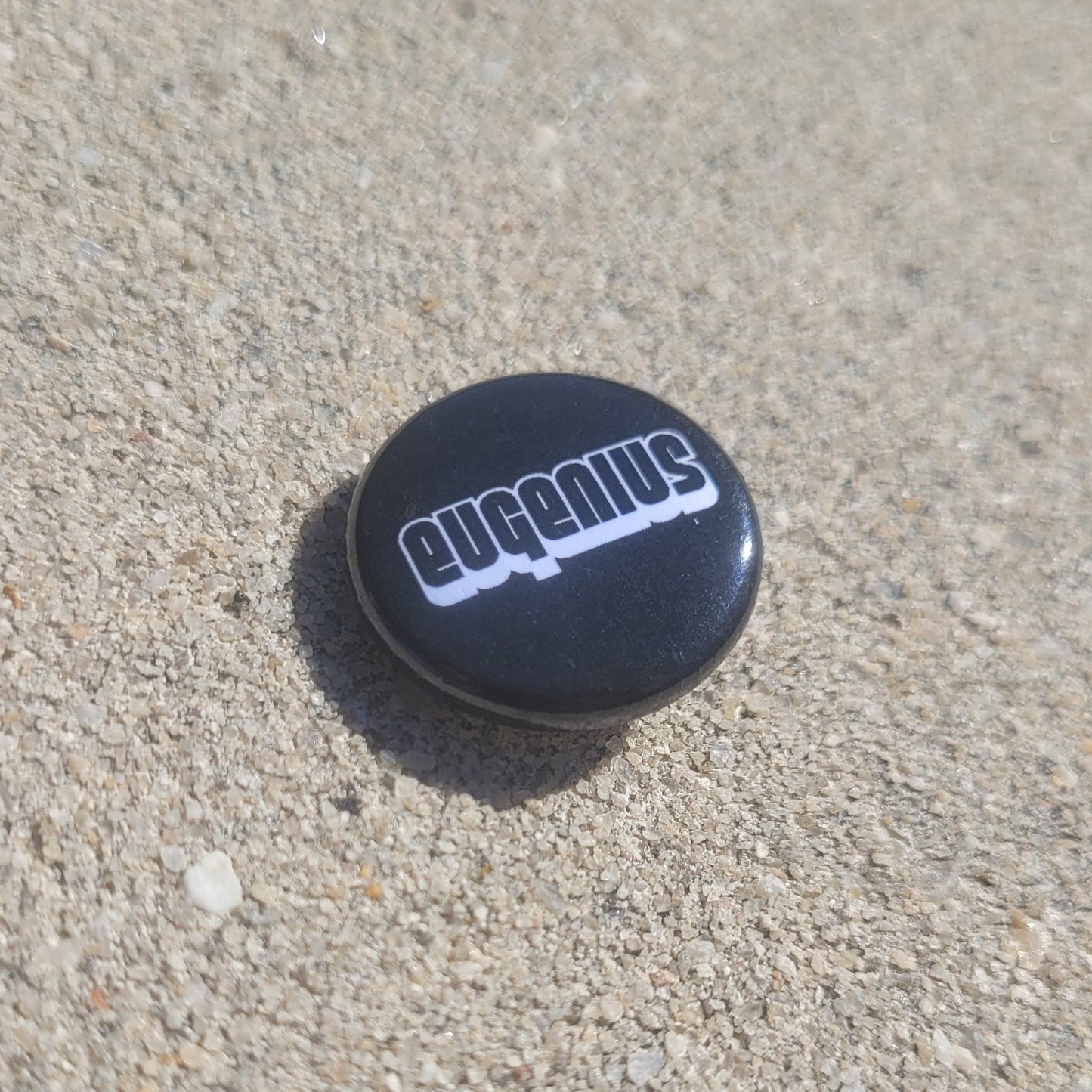 EUGENIUS Button